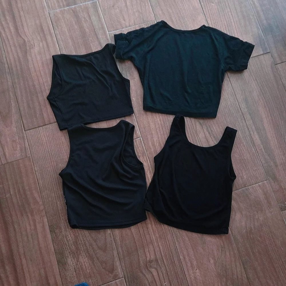 Black Graphic Crop Tops Set - Picture 2 of 2
